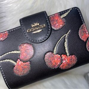 Coach Medium Corner Zip Wallet With Cherry Print New